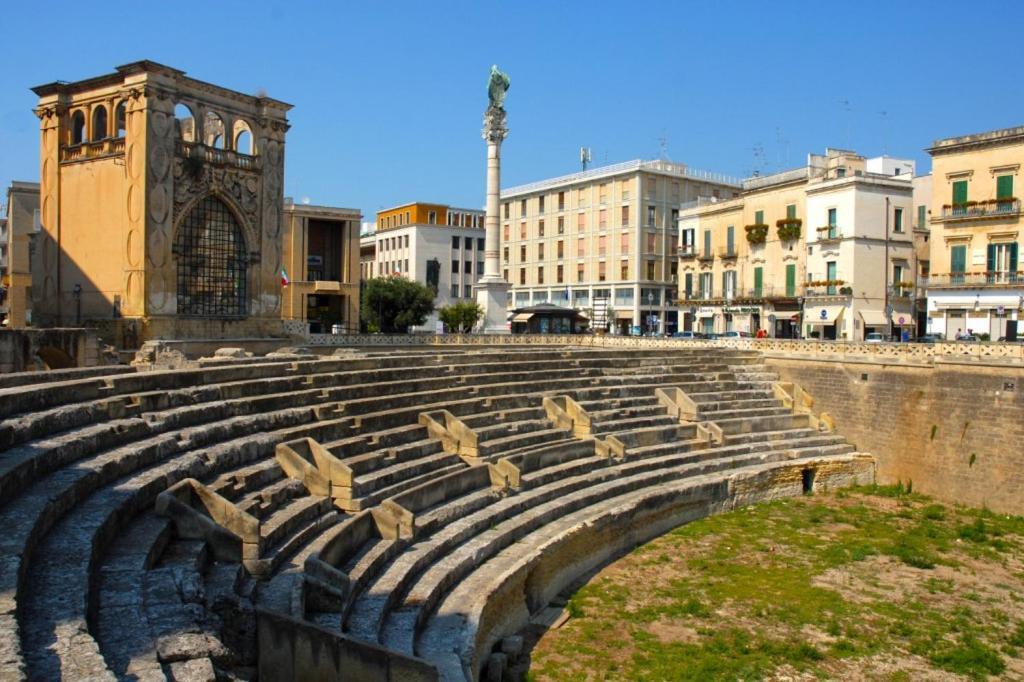 Piazza Duomo B&B Lecce Exterior photo